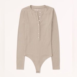 NWOT Abercrombie Long Sleeve Ribbed Henley Bodysuit